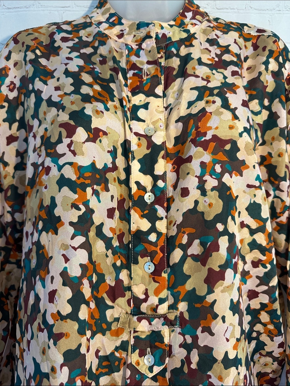 Johnny Was Calme Silk 1/2 Half Button Down Blouse in Floral Brown & Green New - Picture 5 of 10
